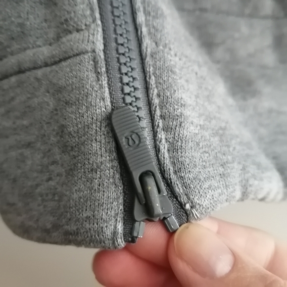 Lululemon Fleece Be True Crewneck Quilted Sweater Side Zippers Heathered Grey 4 - Picture 11 of 16